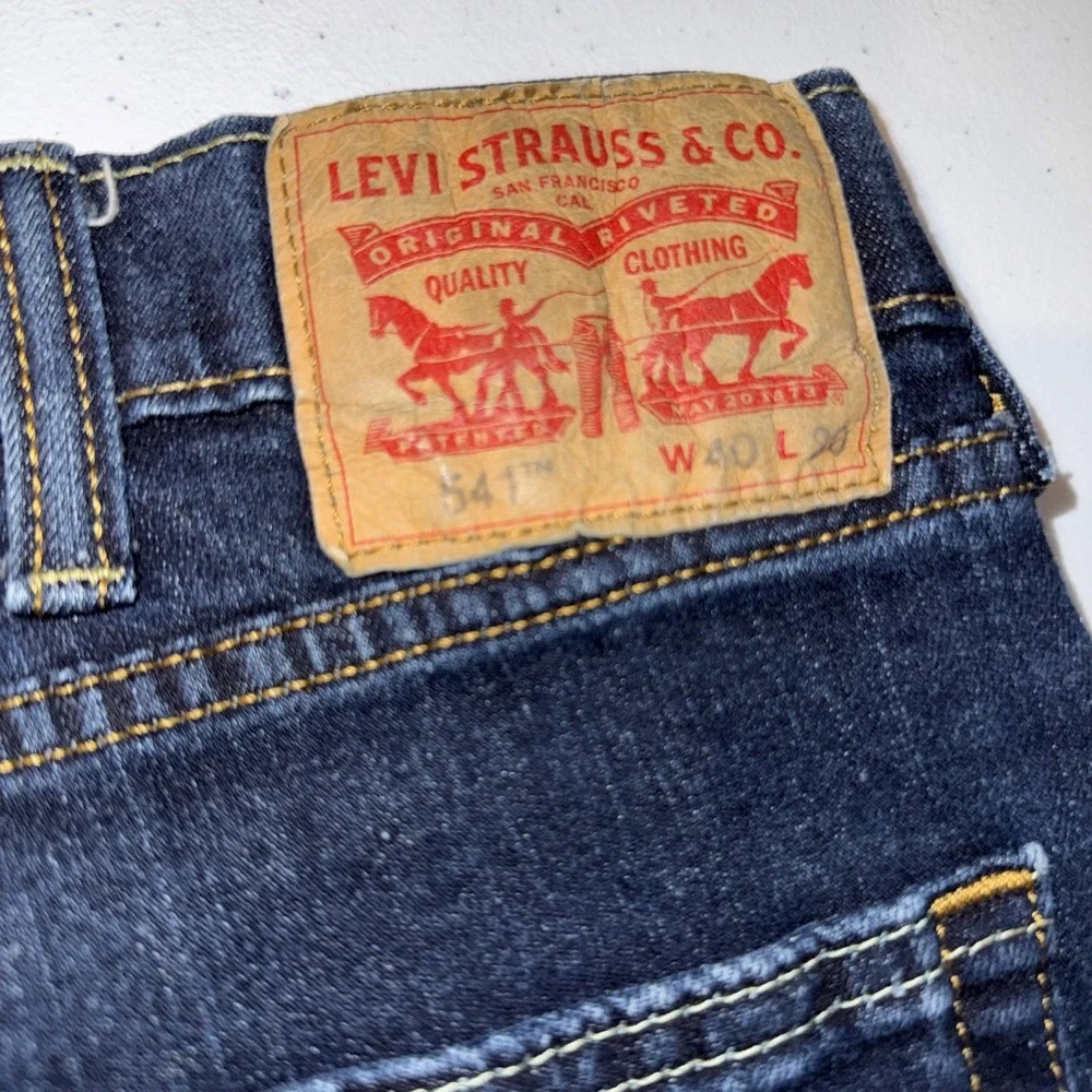 Levis 541 Athletic Fit Stretch Jeans Men's Sz 40W 30L Blue Dark Wash Water Marks